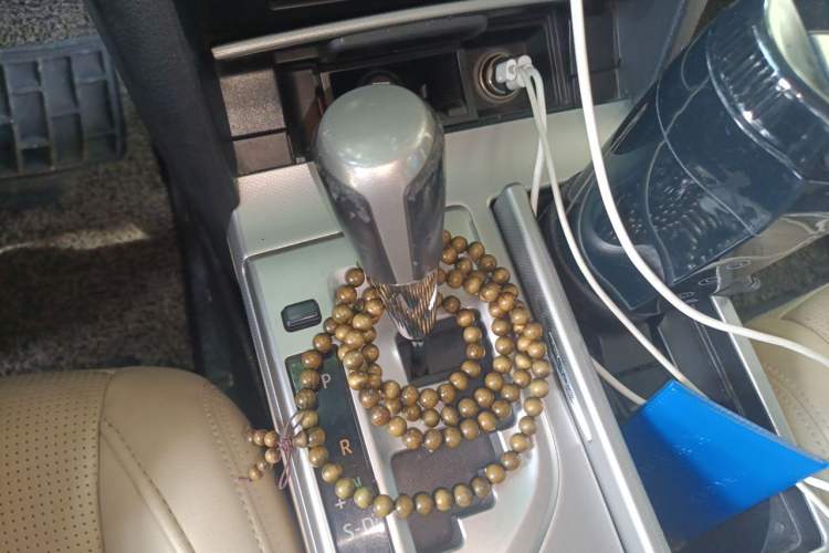 Used Toyota Camry 2012 Junrui 2.0S Radiant Edition Gear Lever