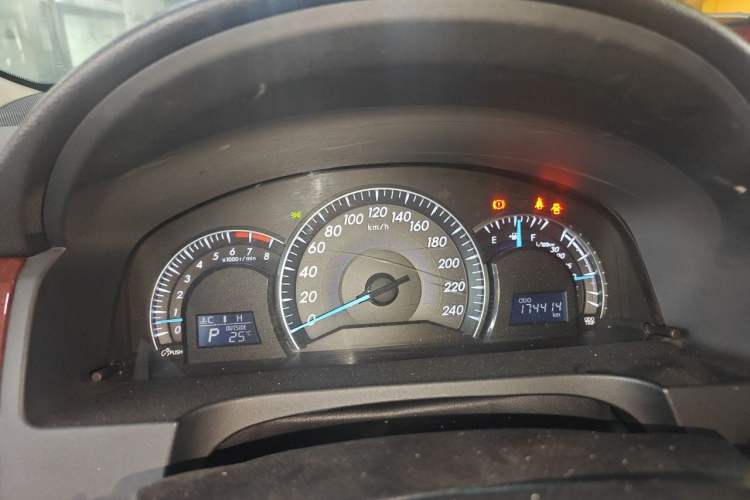Used Toyota Camry 2012 2.5G Luxury Edition Instrument Cluster