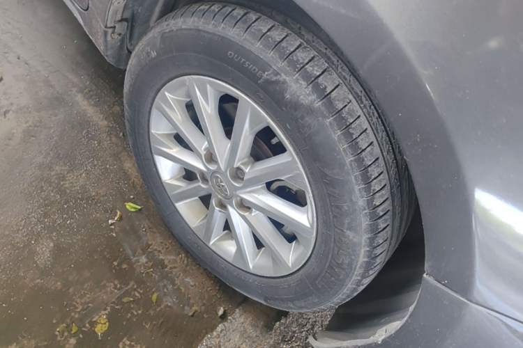 Used Toyota Camry 2012 Junrui 2.5S Activa Navigation Edition Right Front Wheel Hub
