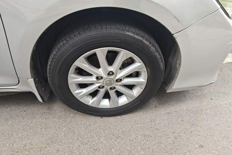 Used Toyota Camry 2012 2.5G Luxury Edition Right Front Wheel Hub