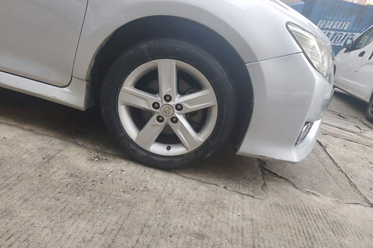 Used Toyota Camry 2012 Junrui 2.0S Radiant Edition Right Front Wheel Hub