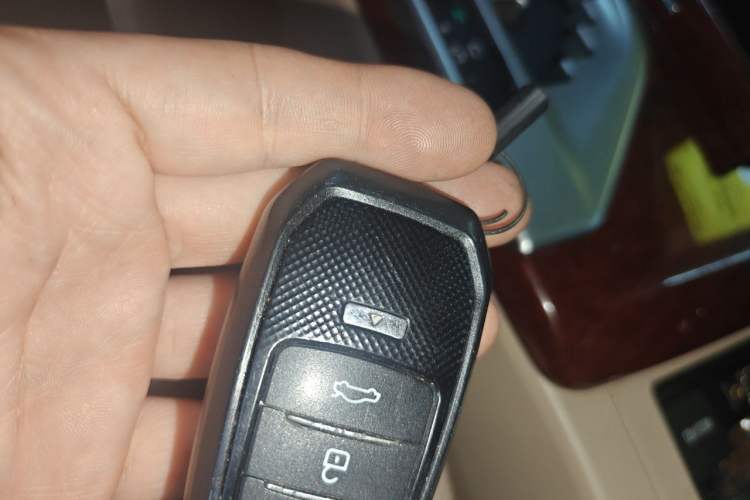 Used Toyota Camry 2012 2.5G Luxury Edition Vehicle Key