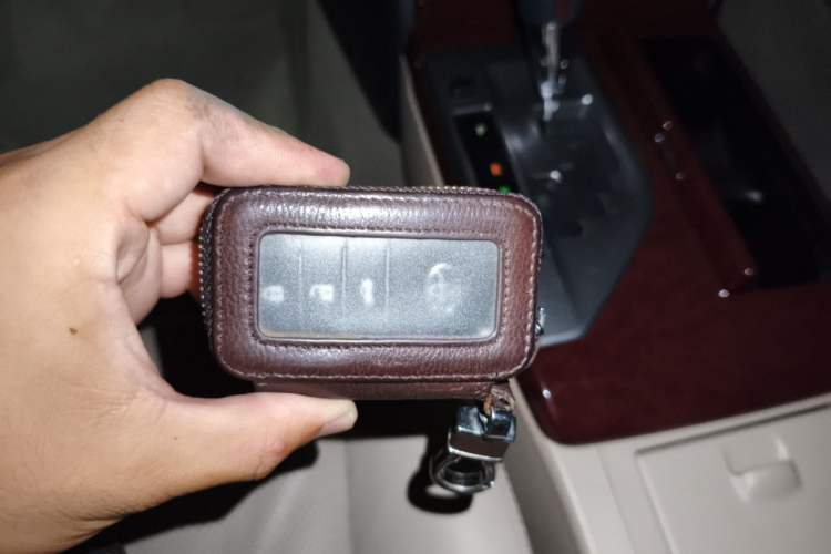 Used Toyota Camry 2012 2.5G Luxury Edition Vehicle Key