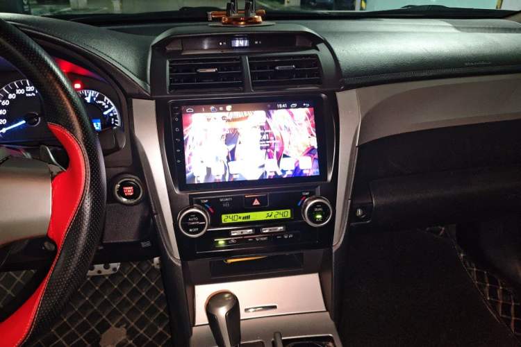 Used Toyota Camry 2012 Junrui 2.0S Radiant Edition Audio And AC Panel