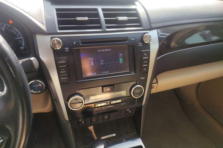 Used Toyota Camry 2012 Luxurious Edition 2.5HG Zunrui Audio And AC Panel