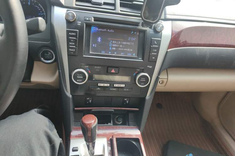 Used Toyota Camry 2012 2.5G Luxury Edition Audio And AC Panel