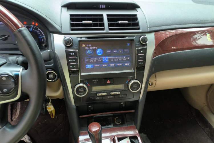 Used Toyota Camry 2012 2.0G Luxury Edition Audio And AC Panel