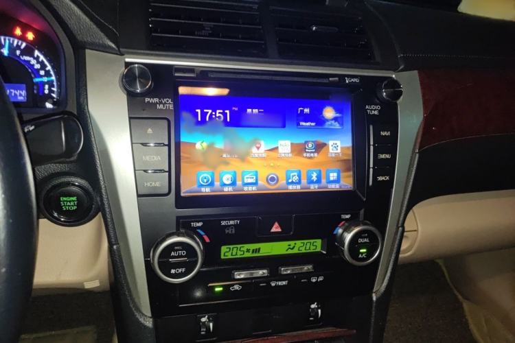 Used Toyota Camry 2012 2.5G Luxury Edition Audio And AC Panel