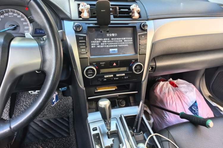 Used Toyota Camry 2012 Junrui 2.0S Radiant Edition Audio And AC Panel