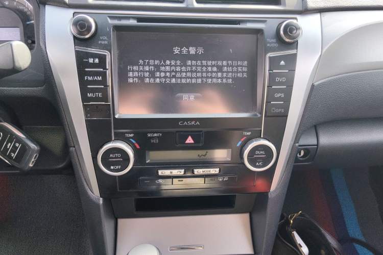 Used Toyota Camry 2012 Junrui 2.0S Radiant Edition Audio And AC Panel