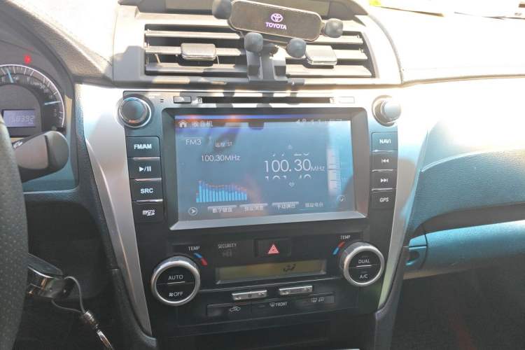 Used Toyota Camry 2012 Junrui 2.0S Radiant Edition Audio And AC Panel