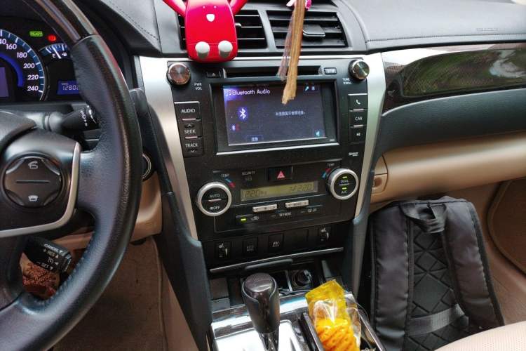 Used Toyota Camry 2012 Luxurious Edition 2.5HG Zunrui Audio And AC Panel