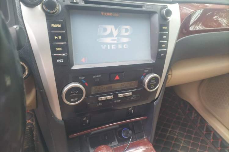 Used Toyota Camry 2012 2.5G Luxury Edition Audio And AC Panel