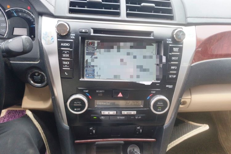 Used Toyota Camry 2012 2.5G Luxury Navigation Edition Audio And AC Panel
