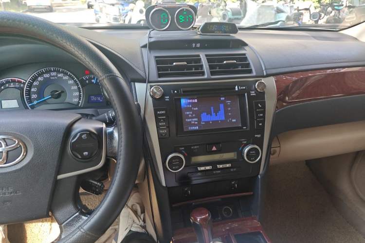 Used Toyota Camry 2012 2.5G Luxury Edition Audio And AC Panel
