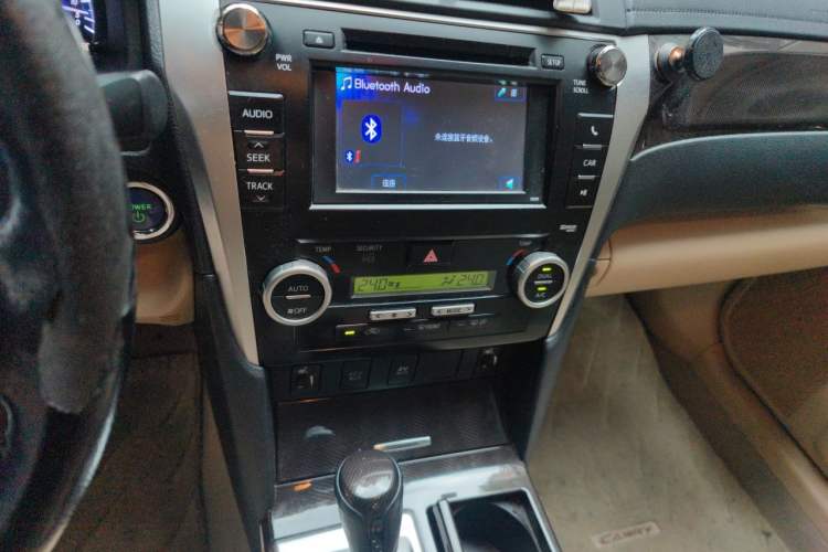 Used Toyota Camry 2012 Zunrui 2.5 HV Ultimate Edition Audio And AC Panel