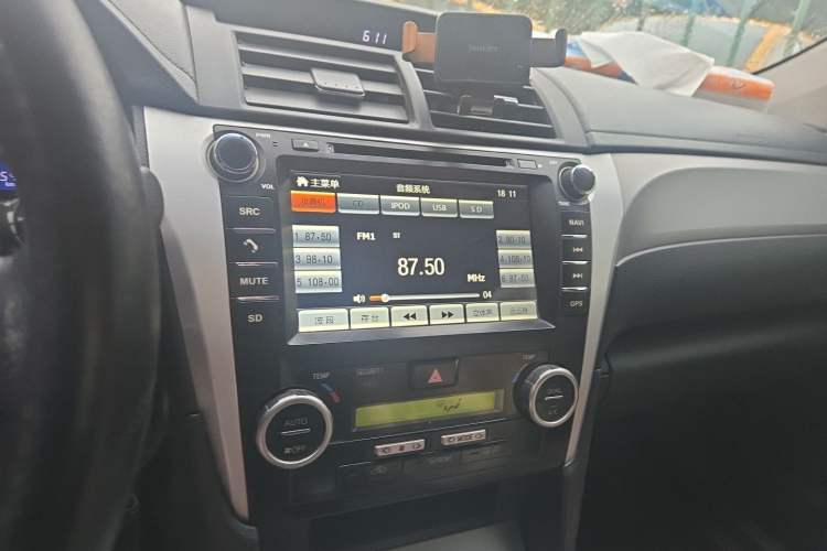 Used Toyota Camry 2012 Junrui 2.0S Radiant Edition Audio And AC Panel