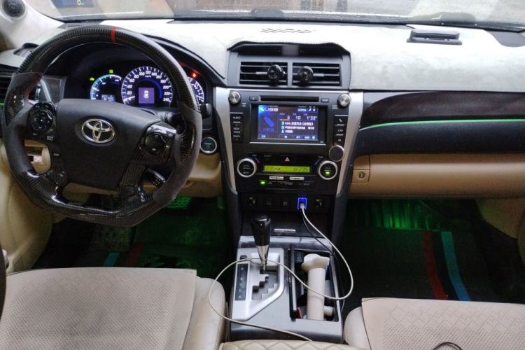 Used Toyota Camry 2012 Luxurious Edition 2.5HG Zunrui Center Console