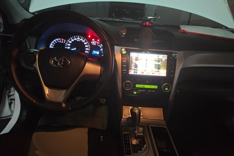 Used Toyota Camry 2012 Junrui 2.0S Radiant Edition Center Console