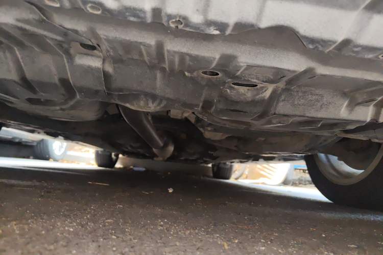 Used Toyota Camry 2012 Junrui 2.0S Radiant Edition Chassis Front