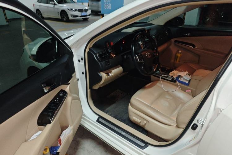 Used Toyota Camry 2012 Luxurious Edition 2.5HG Zunrui Driver Seat