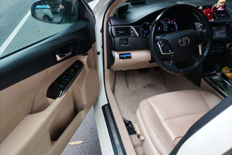 Used Toyota Camry 2012 Luxurious Edition 2.5HG Zunrui Driver Seat