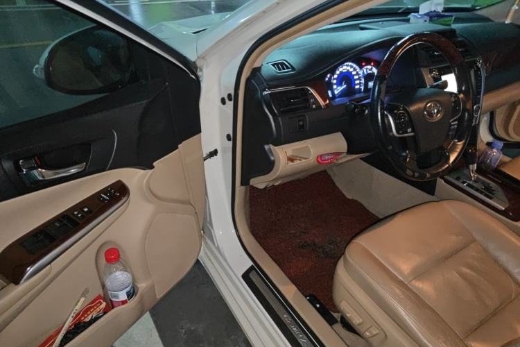 Used Toyota Camry 2012 2.5G Luxury Navigation Edition Driver Seat