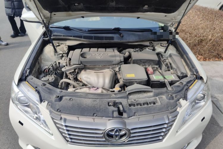 Used Toyota Camry 2012 2.5G Luxury Edition Engine Bay