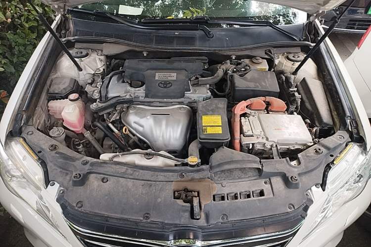 Used Toyota Camry 2012 Luxurious Edition 2.5HG Zunrui Engine Bay