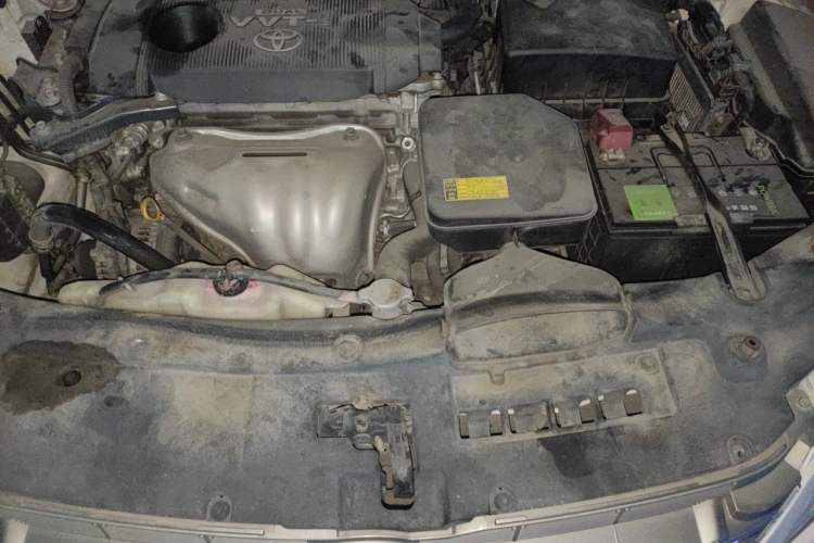 Used Toyota Camry 2012 2.5G Luxury Edition Engine Bay