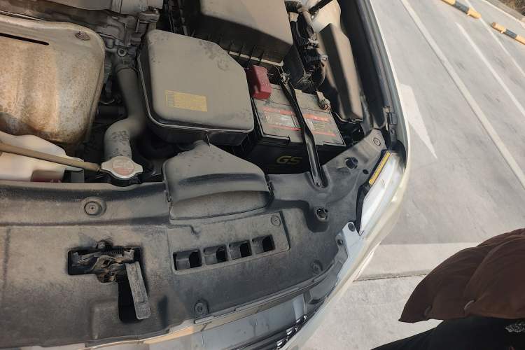 Used Toyota Camry 2012 2.5G Luxury Edition Engine Bay Left