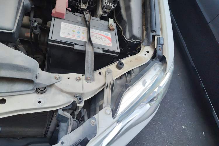 Used Toyota Camry 2012 Junrui 2.0S Radiant Edition Engine Bay Left