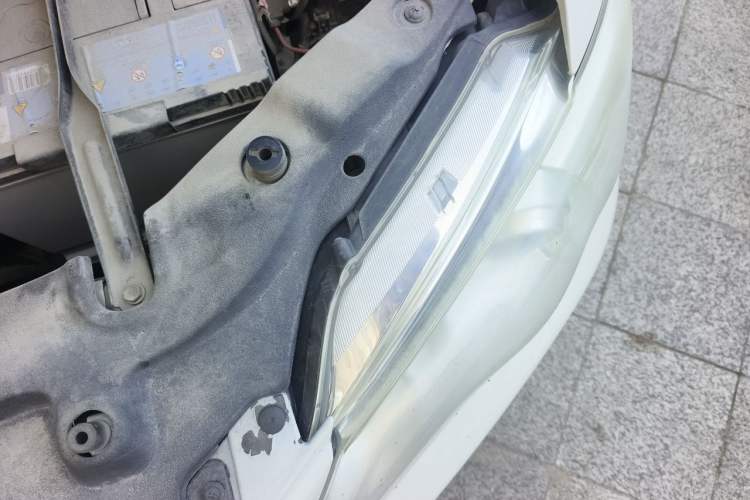 Used Toyota Camry 2012 Junrui 2.0S Radiant Edition Engine Bay Left
