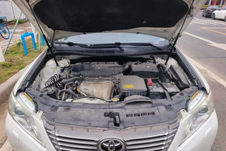 Used Toyota Camry 2012 2.5G Luxury Edition Engine Bay