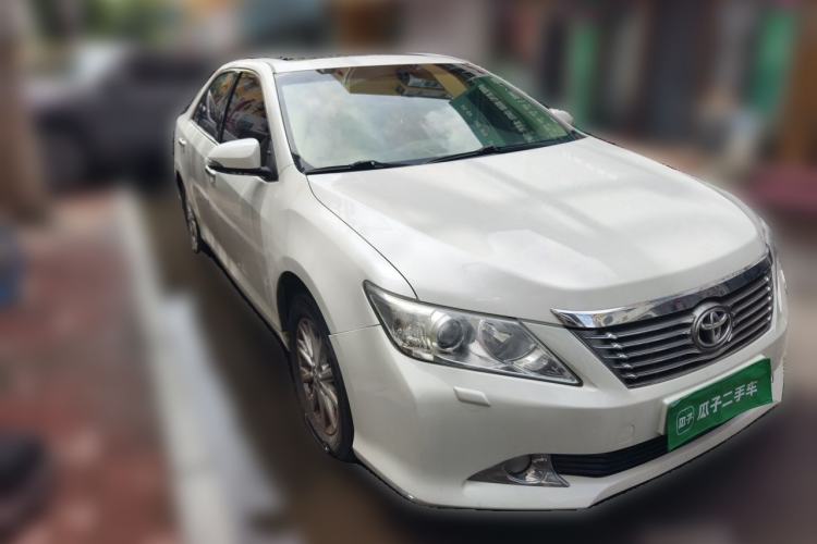 Used Toyota Camry 2012 2.5G Luxury Edition Front Right 45 Deg