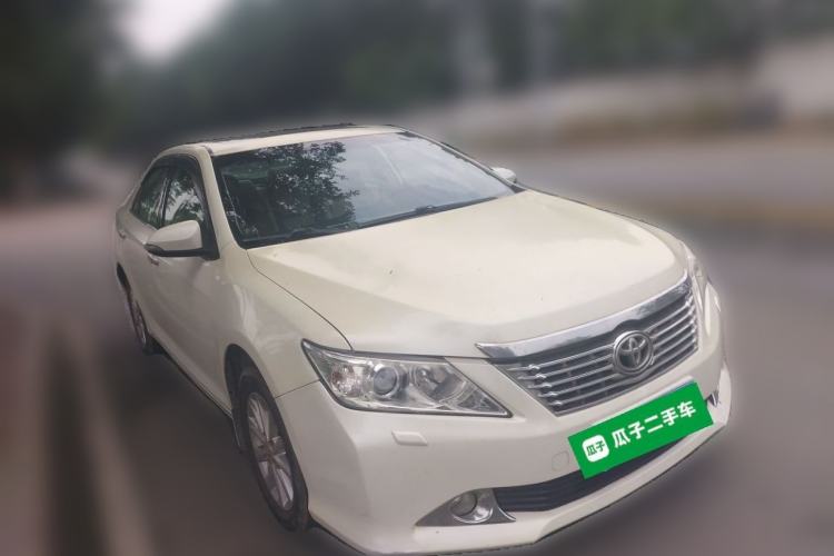 Used Toyota Camry 2012 2.5G Luxury Edition Front Right 45 Deg