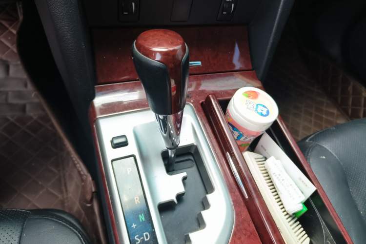Used Toyota Camry 2012 2.5G Luxury Edition Gear Lever