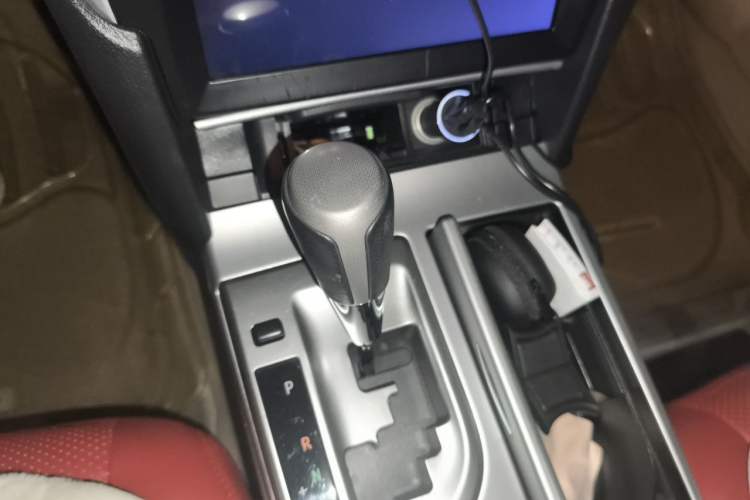 Used Toyota Camry 2012 Junrui 2.0S Radiant Edition Gear Lever