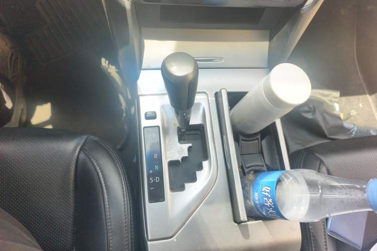 Used Toyota Camry 2012 Junrui 2.0S Radiant Edition Gear Lever