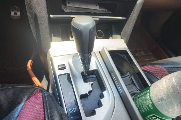 Used Toyota Camry 2012 Junrui 2.0S Radiant Edition Gear Lever