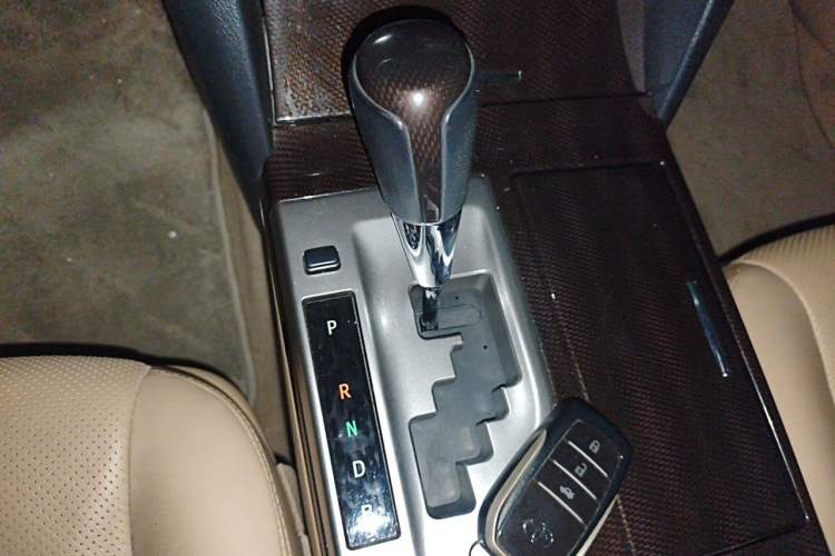 Used Toyota Camry 2012 Luxurious Edition 2.5HG Zunrui Gear Lever