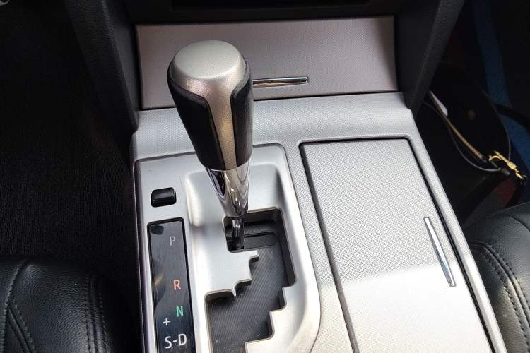 Used Toyota Camry 2012 Junrui 2.0S Radiant Edition Gear Lever