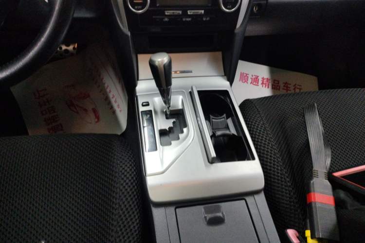 Used Toyota Camry 2012 Junrui 2.0S Radiant Edition Gear Lever