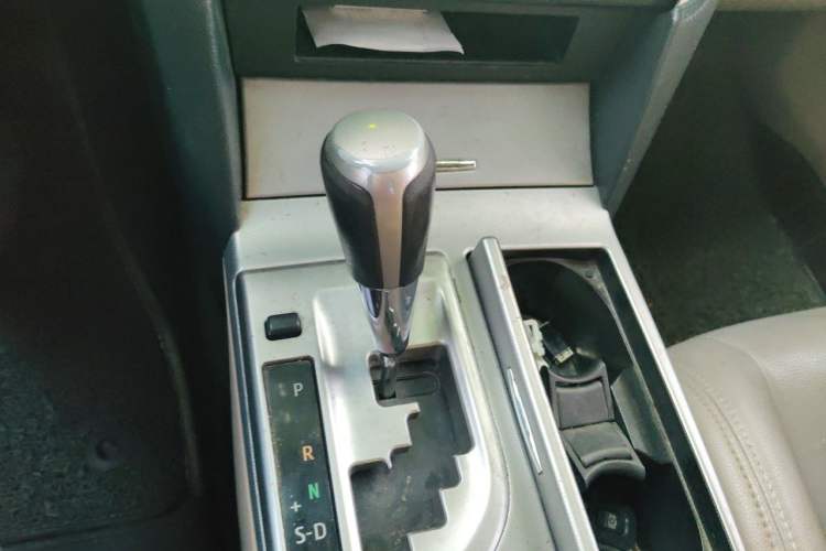 Used Toyota Camry 2012 Junrui 2.0S Radiant Edition Gear Lever