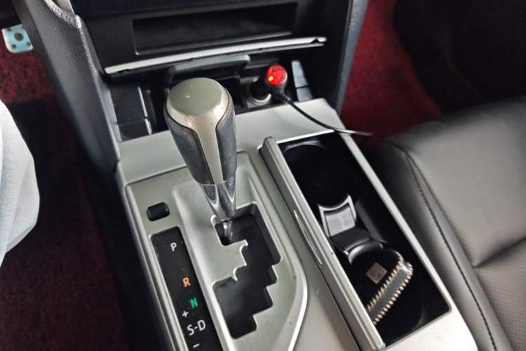 Used Toyota Camry 2012 Junrui 2.0S Radiant Edition Gear Lever