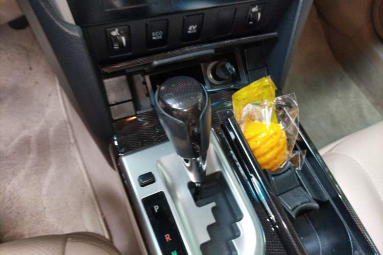 Used Toyota Camry 2012 Luxurious Edition 2.5HG Zunrui Gear Lever