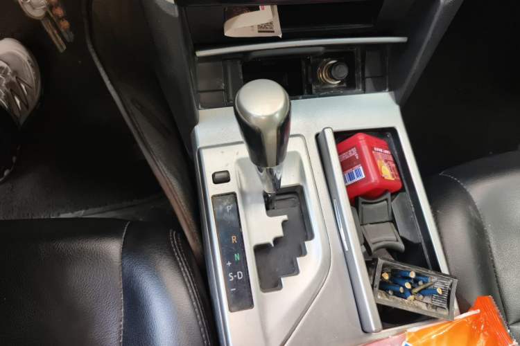 Used Toyota Camry 2012 Junrui 2.0S Radiant Edition Gear Lever