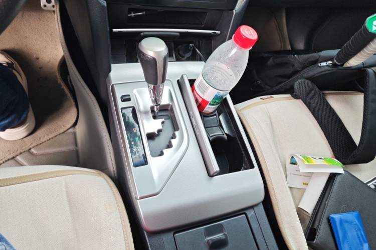Used Toyota Camry 2012 Junrui 2.0S Radiant Edition Gear Lever