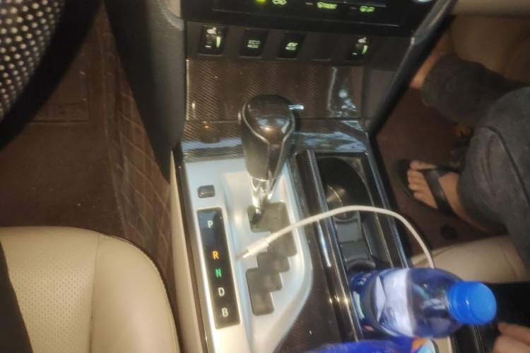 Used Toyota Camry 2012 Luxurious Edition 2.5HG Zunrui Gear Lever