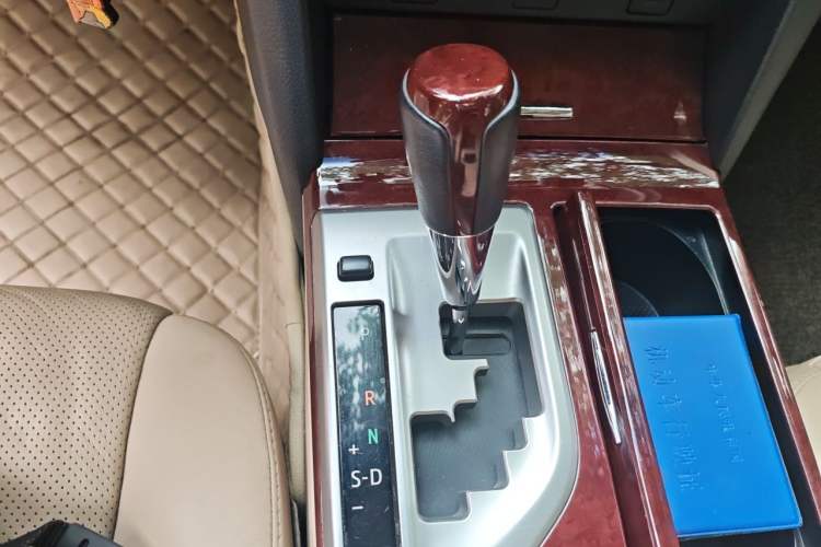 Used Toyota Camry 2012 2.0G Luxury Edition Gear Lever